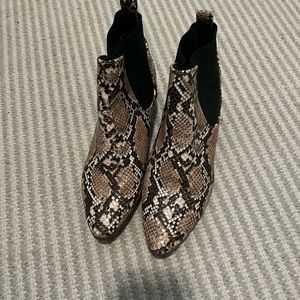 Snake skin booties size 6.5